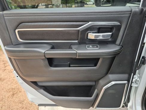 Used 2023 RAM 2500 Laramie AWD/4WD image 18