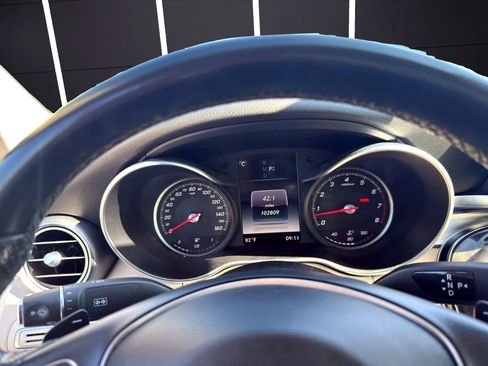 Used 2017 Mercedes-Benz C 300 4MATIC Sedan image 17