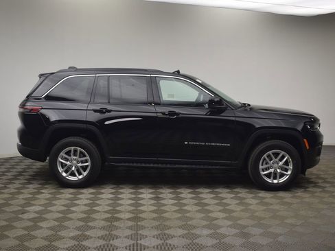 New 2026 Jeep Grand Cherokee Laredo X AWD/4WD image 3