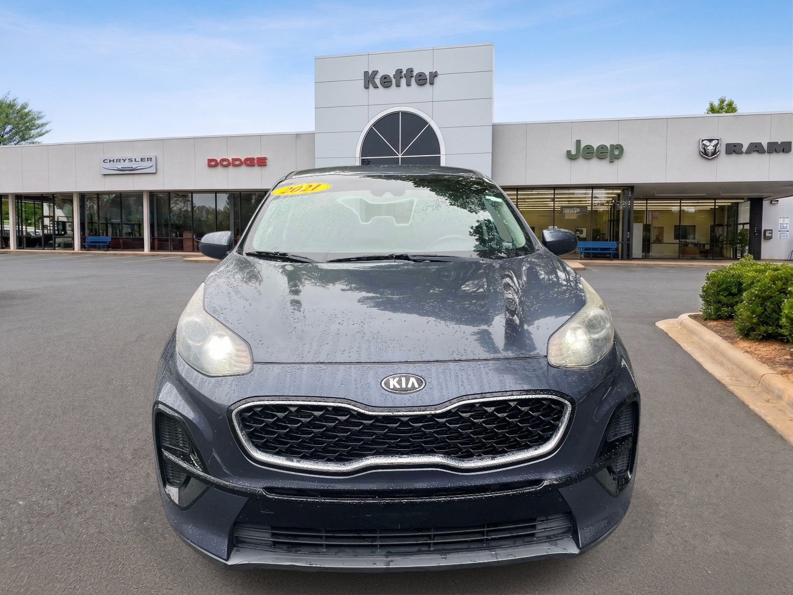 Used 2021 Kia Sportage LX FWD image 3