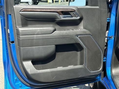 Used 2023 GMC Sierra 1500 Elevation image 31