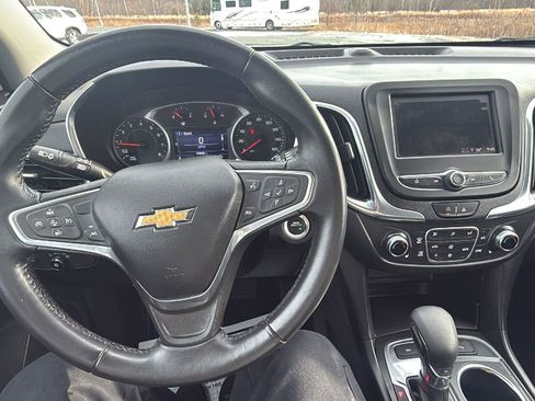 Used 2022 Chevrolet Equinox LT image 27