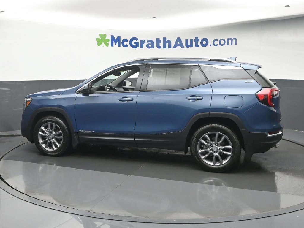 Used 2024 GMC Terrain SLT AWD/4WD image 24