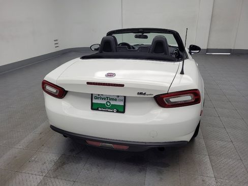 Used 2017 FIAT 124 Spider Classica image 7