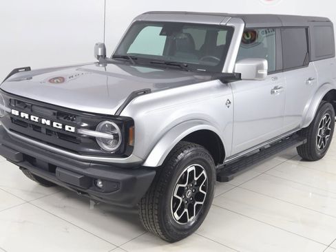 Used 2022 Ford Bronco Outer Banks image 20