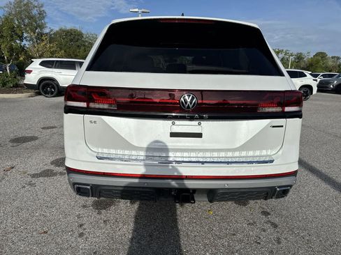 New 2026 Volkswagen Atlas Peak Edition AWD/4WD image 5