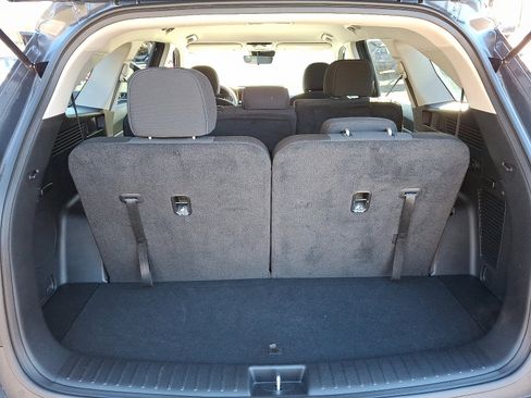 Used 2023 Kia Sorento LX image 30