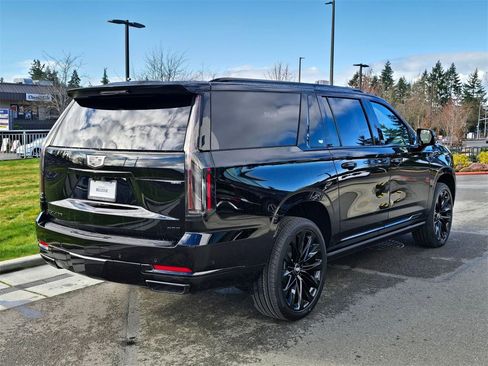 New 2026 Cadillac Escalade ESV Platinum Sport image 5