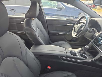 Used 2022 Toyota Avalon XLE w/ Moonroof Package