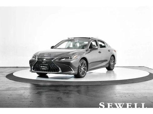 Certified 2024 Lexus ES 350 w/ Premium Package FWD image 1