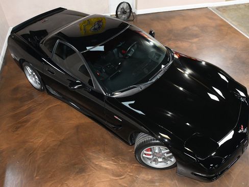 Used 2003 Chevrolet Corvette Z06 w/ Memory Package, 3 Drivers RWD image 73