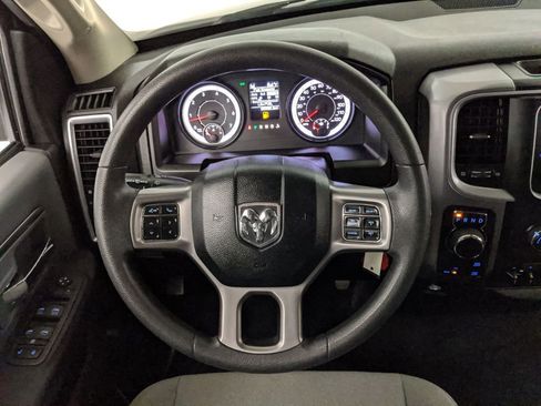 Used 2023 RAM 1500 Classic SLT image 10