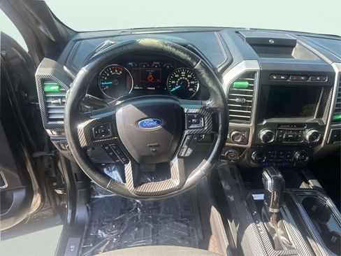 Used 2018 Ford F150 Platinum w/ Equipment Group 701A Luxury AWD/4WD image 19