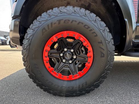Used 2025 Ford F150 Raptor w/ Equipment Group 803A Raptor R AWD/4WD image 18