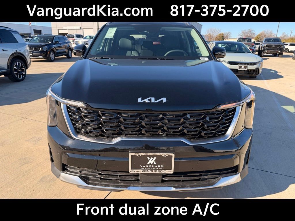 Certified 2026 Kia Sorento S w/ S Panoramic Sunroof Package FWD image 7