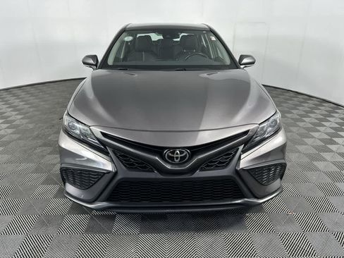 Used 2024 Toyota Camry SE FWD image 2