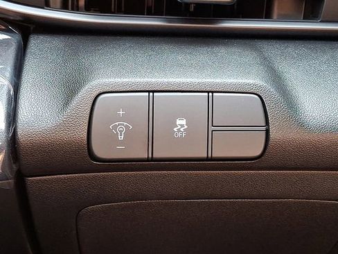 New 2026 Hyundai Elantra Sport image 14