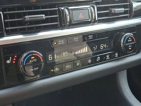 Certified 2024 Nissan Pathfinder SV AWD/4WD image 16