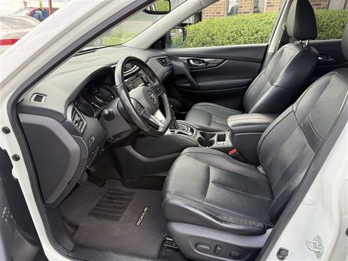 Used 2018 Nissan Rogue SL w/ Premium Package AWD/4WD image 5