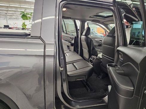 Used 2019 Honda Ridgeline RTL-T image 11