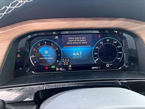 Used 2024 Volkswagen Atlas SE AWD/4WD image 19