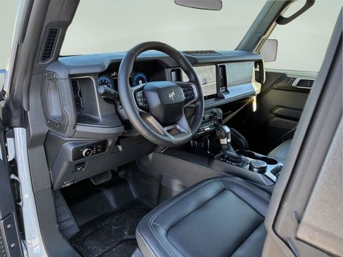 New 2026 Ford Bronco Badlands AWD/4WD image 16