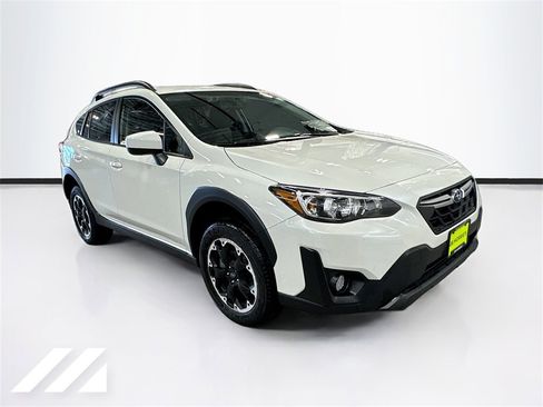 Certified 2023 Subaru Crosstrek 2.0i Premium image 3