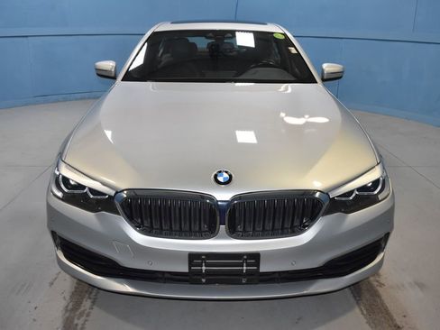 Used 2019 BMW 530i w/ Convenience Package image 26