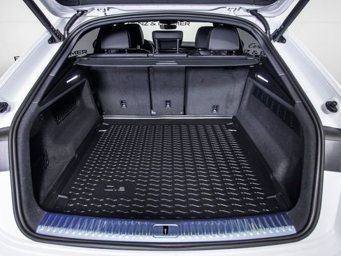 Used 2026 Audi Q8 Premium Plus image 9