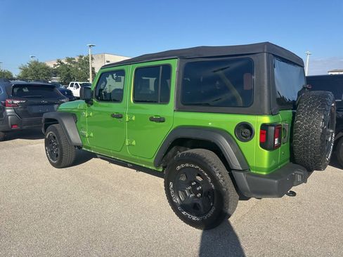 Used 2018 Jeep Wrangler Unlimited Sport image 6