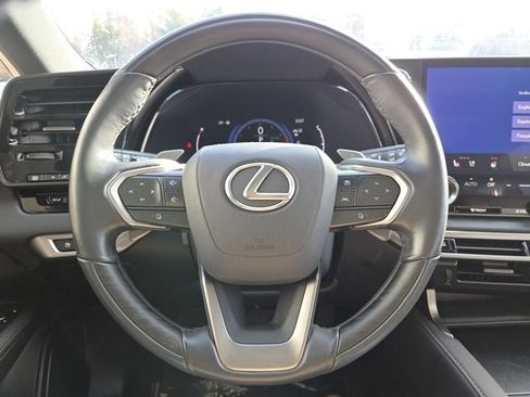 Used 2024 Lexus RX 350 AWD image 32