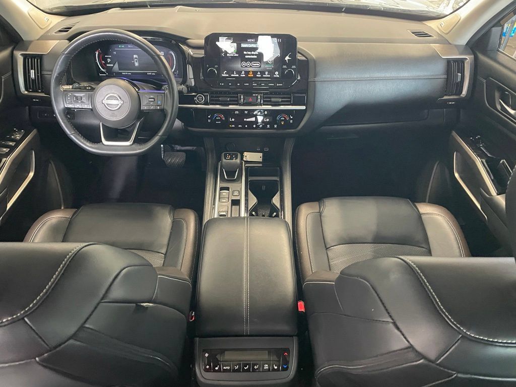 Certified 2024 Nissan Pathfinder Platinum w/ Cargo Package FWD image 12