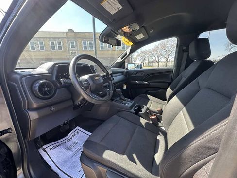 Used 2023 Chevrolet Colorado W/T image 13