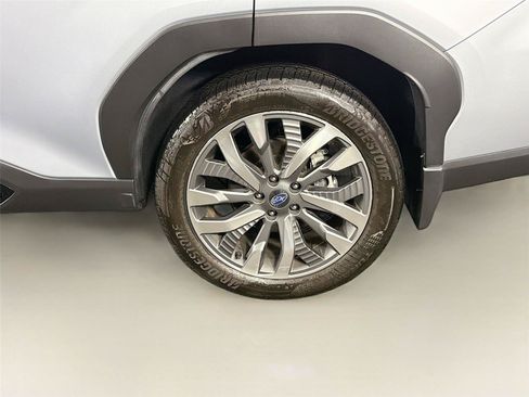 Used 2025 Subaru Forester Touring AWD/4WD image 34