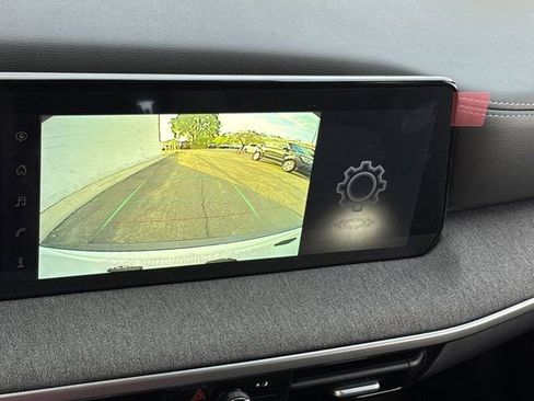 Used 2025 Nissan Kicks SV image 23