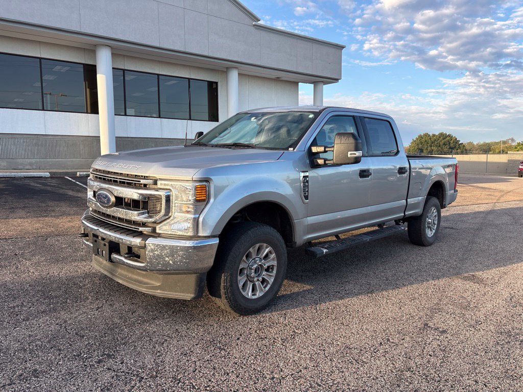 Used 2022 Ford F250 XLT AWD/4WD image 3