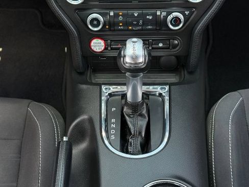Certified 2017 Ford Mustang Coupe RWD image 16