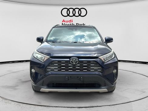 Used 2019 Toyota RAV4 Limited w/ Advanced Technology Package FWD image 2
