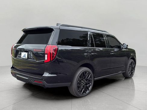 Used 2026 Ford Expedition Platinum w/ Stealth Performance Package AWD/4WD image 8