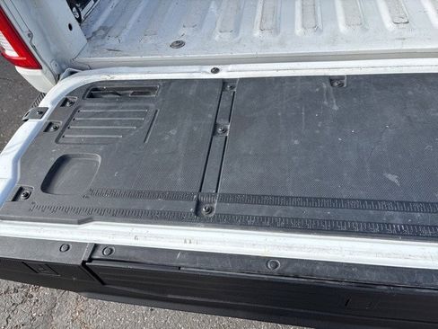 Certified 2022 Ford F150 Lariat w/ Equipment Group 502A High image 13