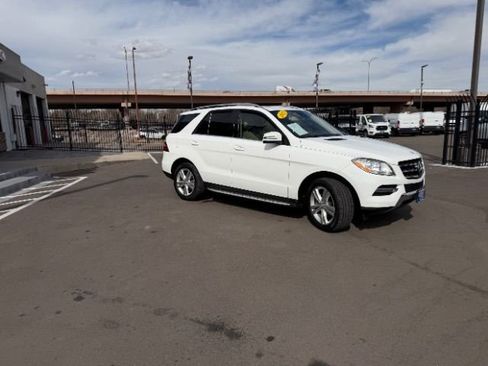 Used 2015 Mercedes-Benz ML 350 4MATIC image 26
