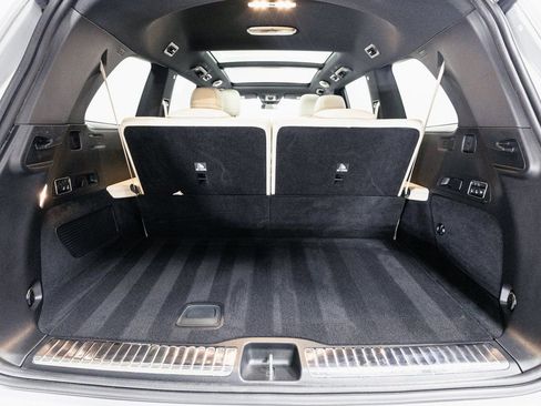 Used 2025 Mercedes-Benz GLS 450 4MATIC image 34