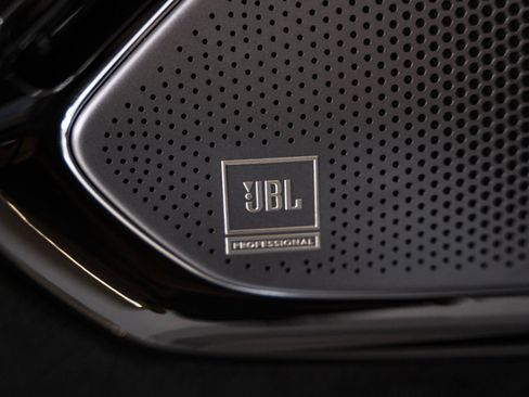 Used 2025 Ferrari Roma Spider RWD image 26