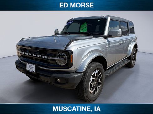 Used 2024 Ford Bronco Outer Banks AWD/4WD image 1