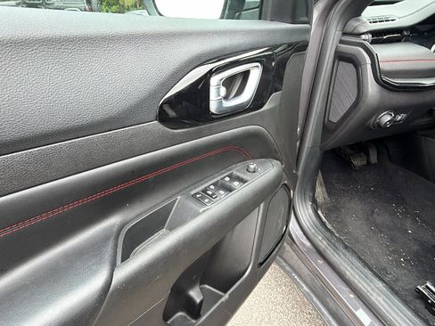 Used 2024 Jeep Compass Trailhawk AWD/4WD image 15