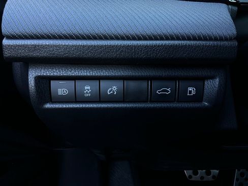 Used 2025 Toyota Camry SE image 22