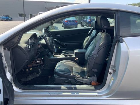 Used 2009 Pontiac G6 GXP w/ Sun And Sound Package FWD image 8