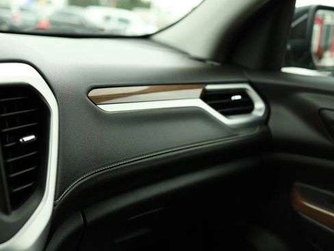 Used 2020 GMC Acadia SLE w/ Driver Convenience Package image 25