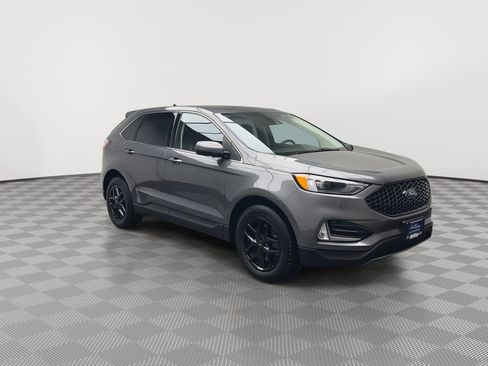 Used 2023 Ford Edge SEL w/ Convenience Package image 35