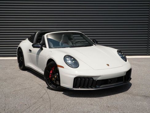 Used 2026 Porsche 911 Targa 4 GTS AWD/4WD image 22